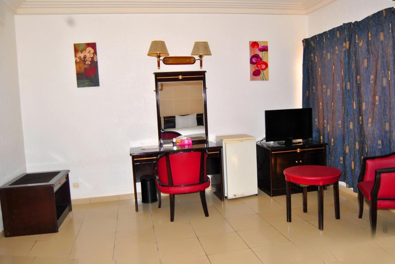 Riviera Hotel Benin Cotonú Exterior foto